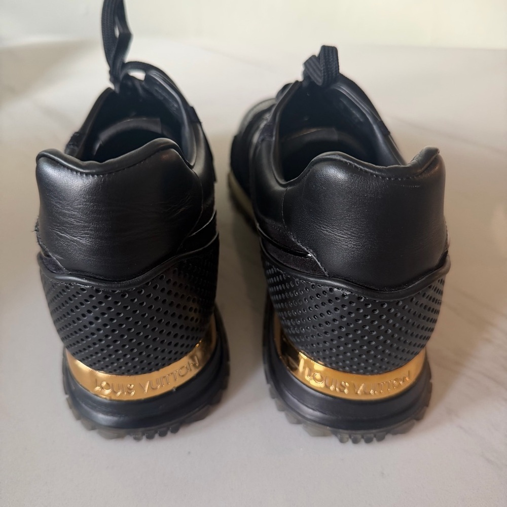 LOUIS VUITTON Nubuck Calfskin Run Away sneaker Size 8.5 Women - Picture 4 of 12